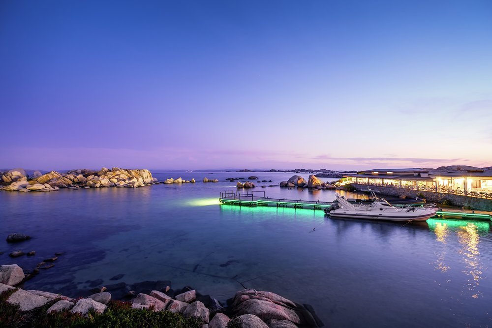 Navigate the granite outcrops to dine on the freshest seafood at the Hotel des Pecheurs on Cavallo Island in the Lavezzi Archipelago