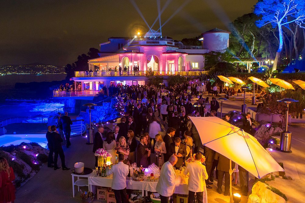 Time your visit well and our brokers will find the hottest tickets to the best parties in town
