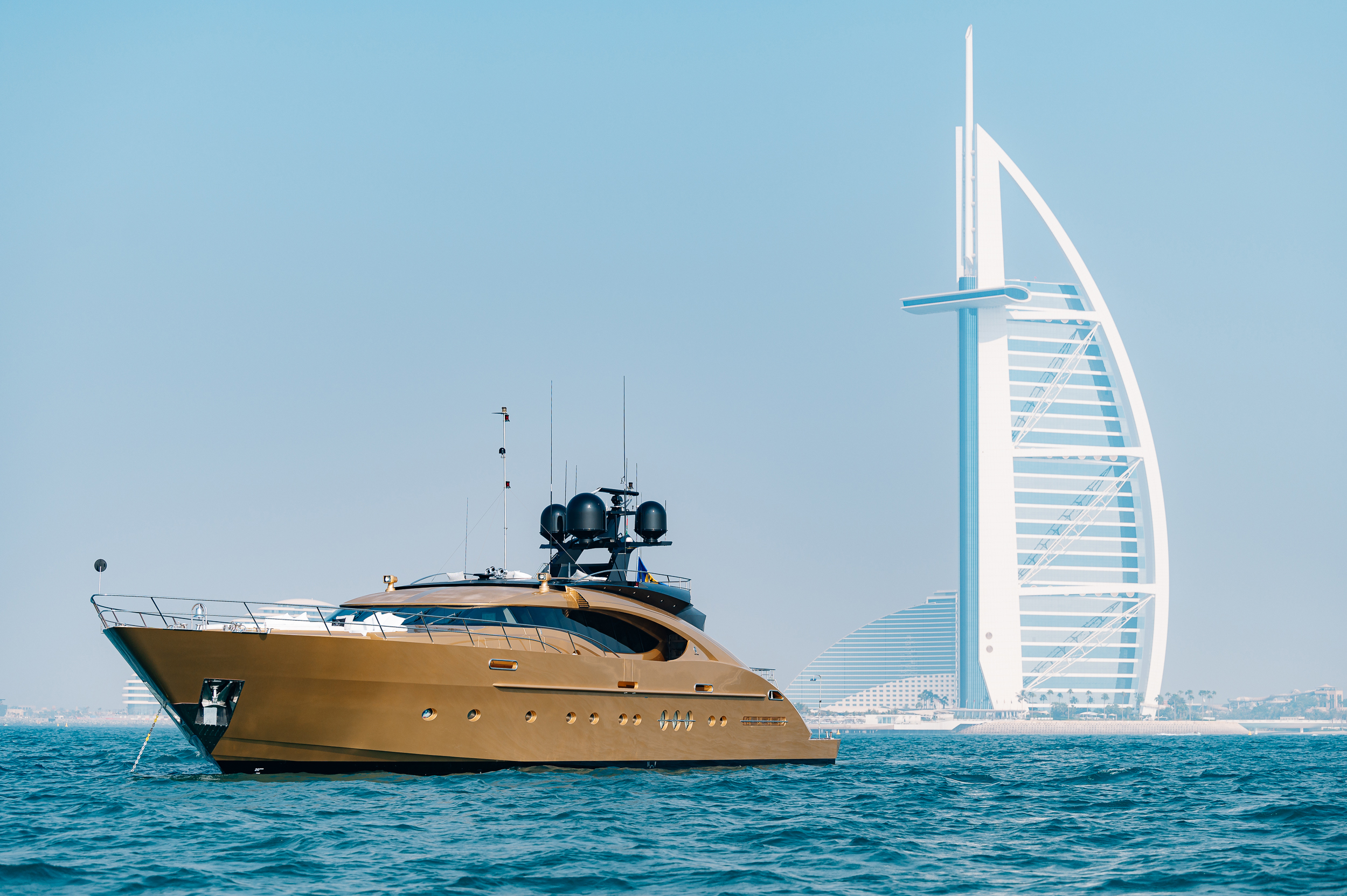 AK ROYALTY Dubai