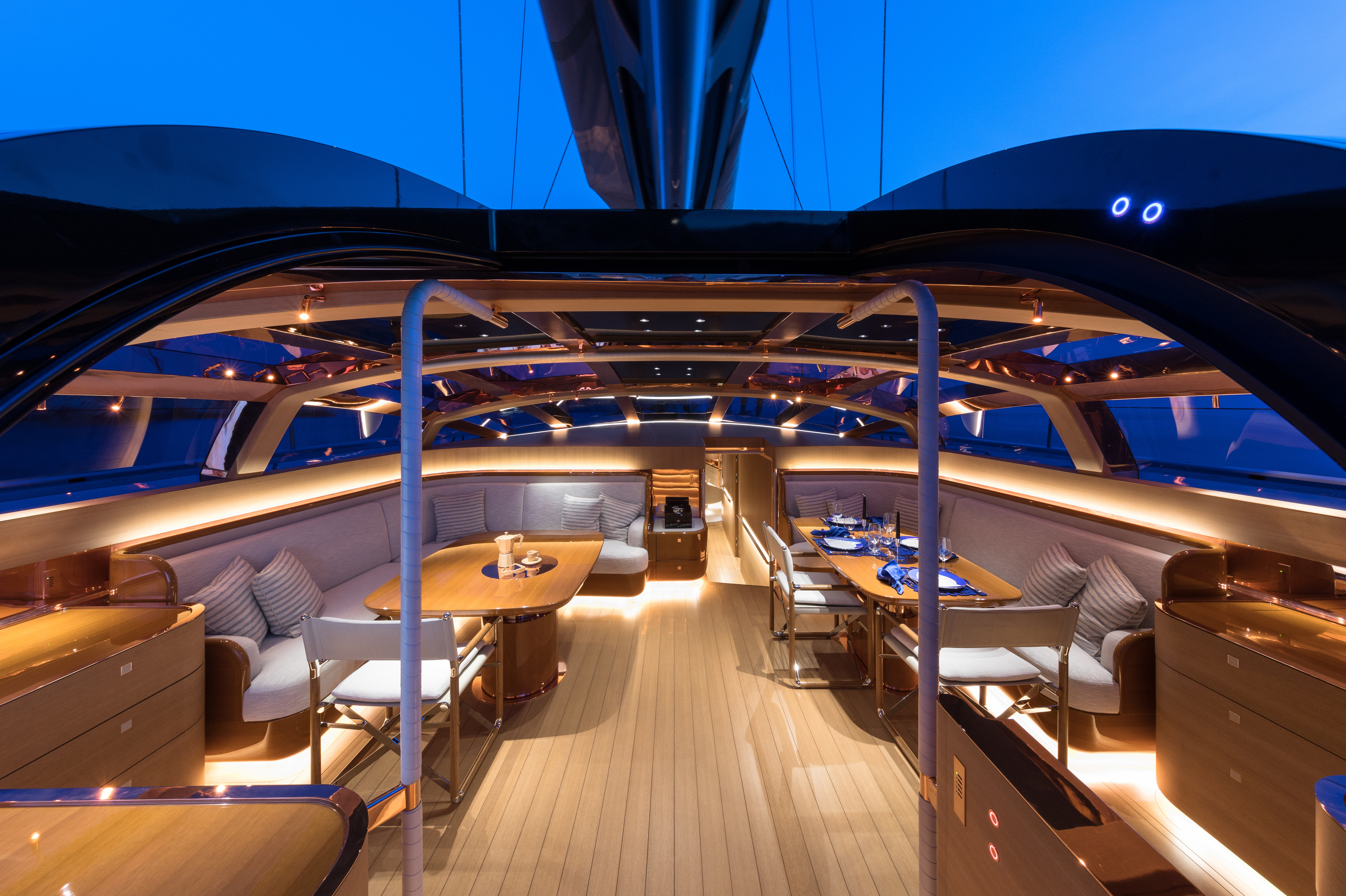 ANOMALY yacht