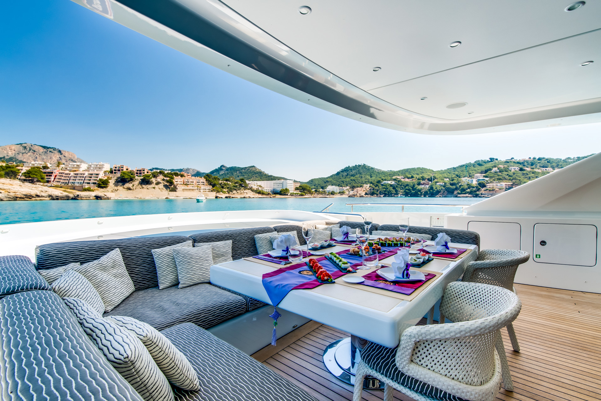AZIZA yacht