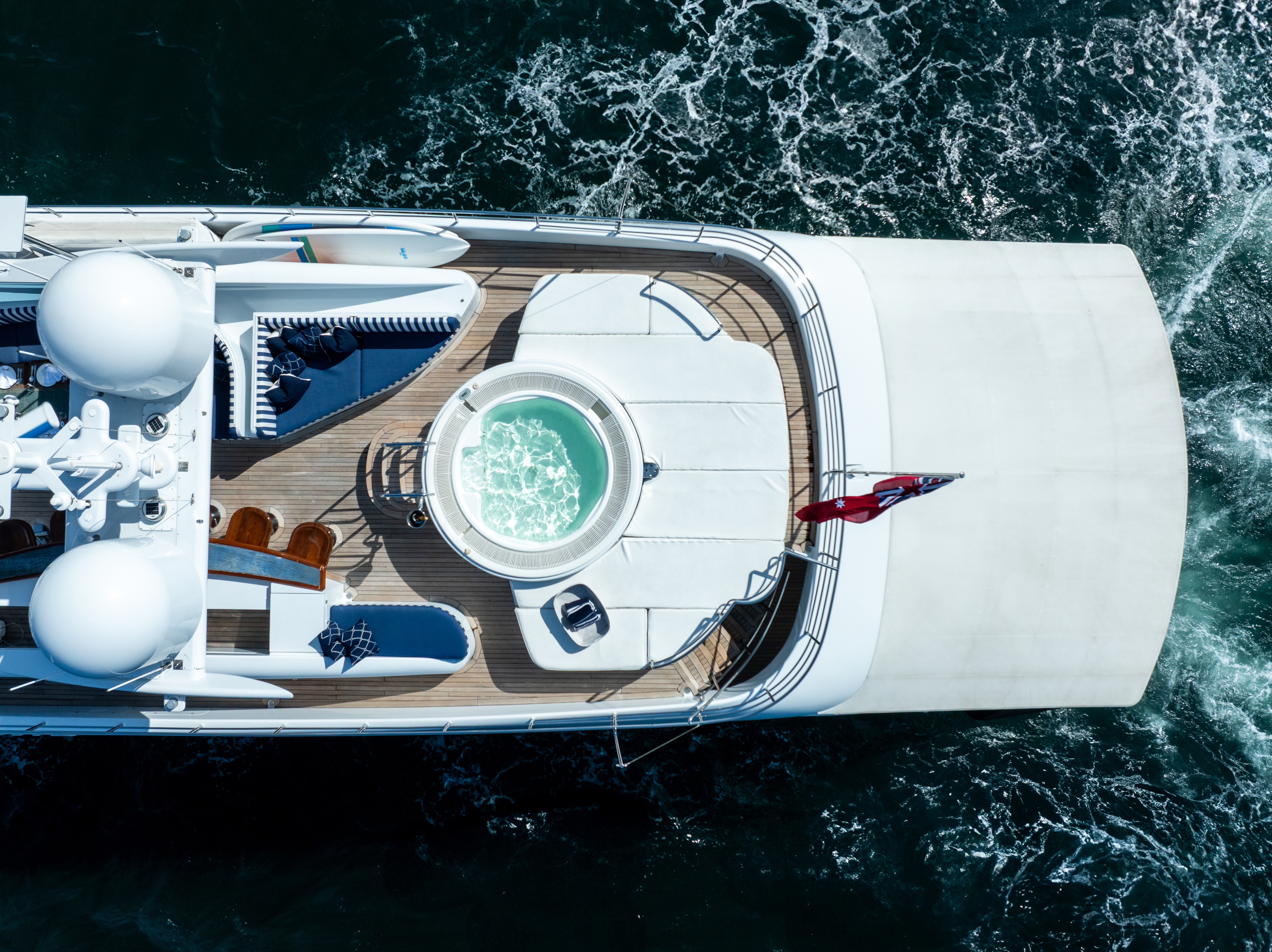 LUMIR Heesen yacht Burgess