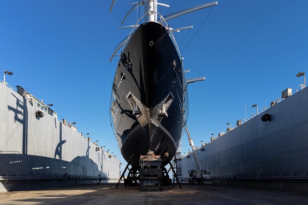 The yacht adopted this temporary 180m floating nest in September 2022