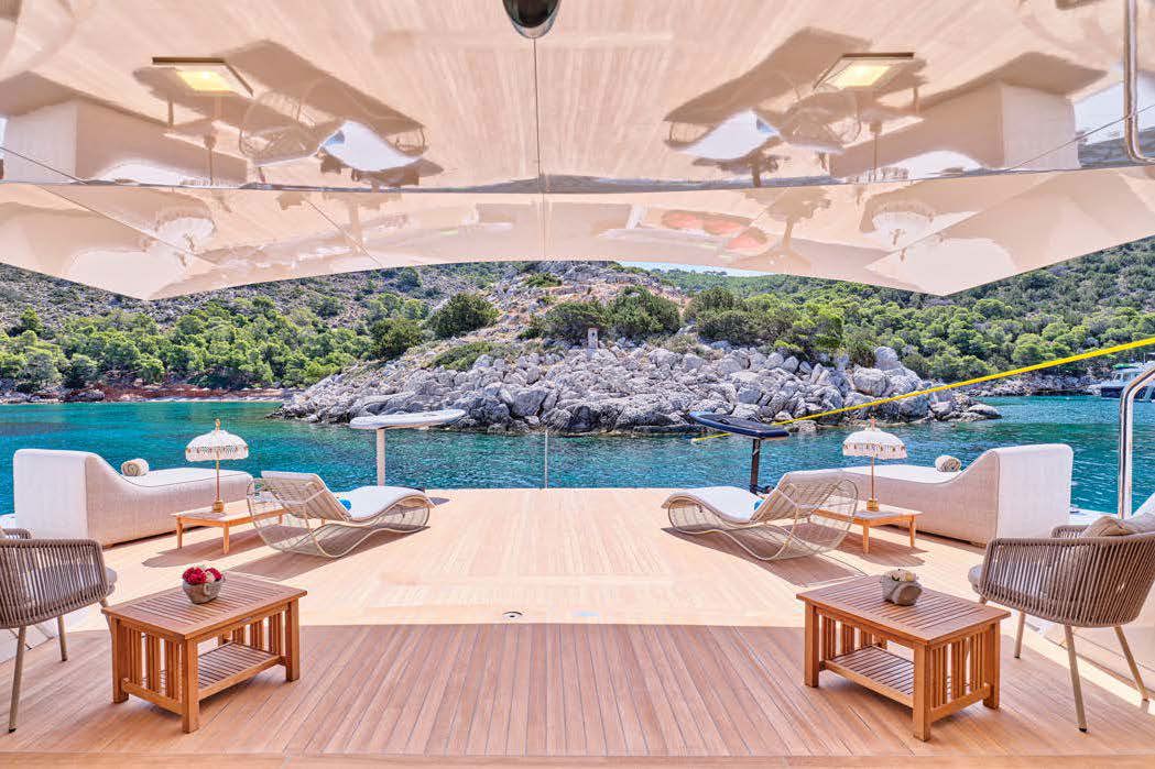 Spacious beach club