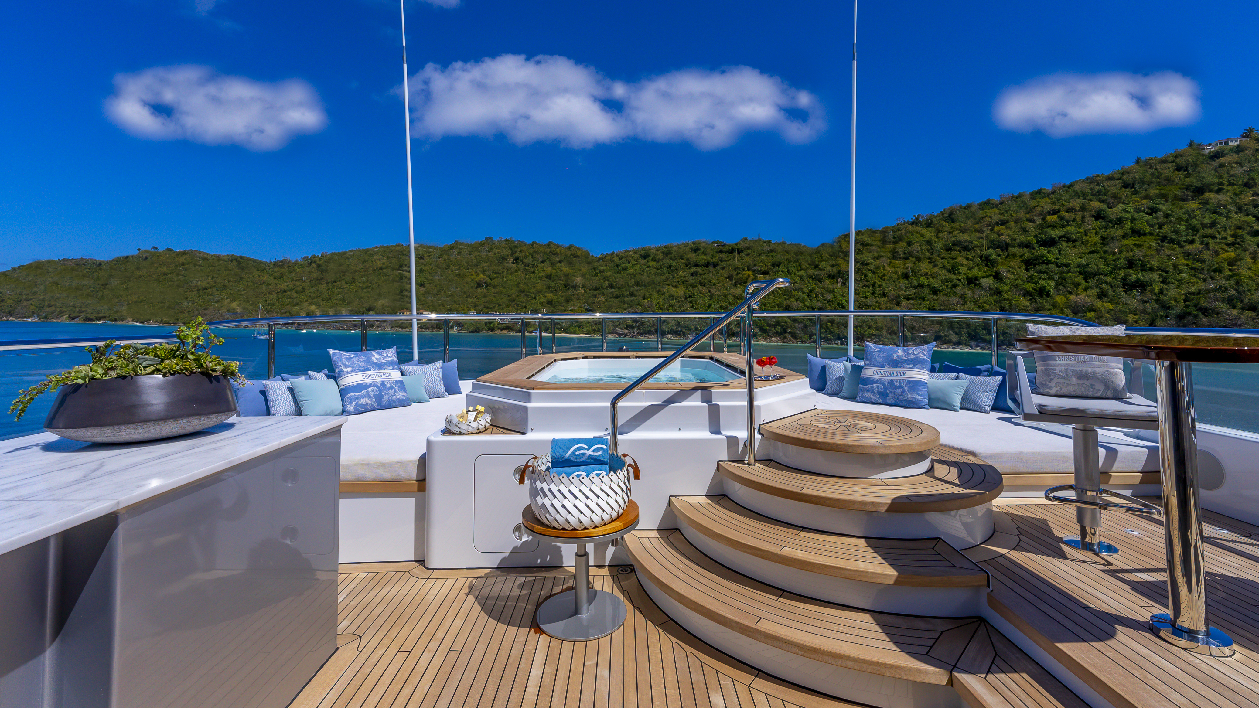 SCOTT FREE yacht