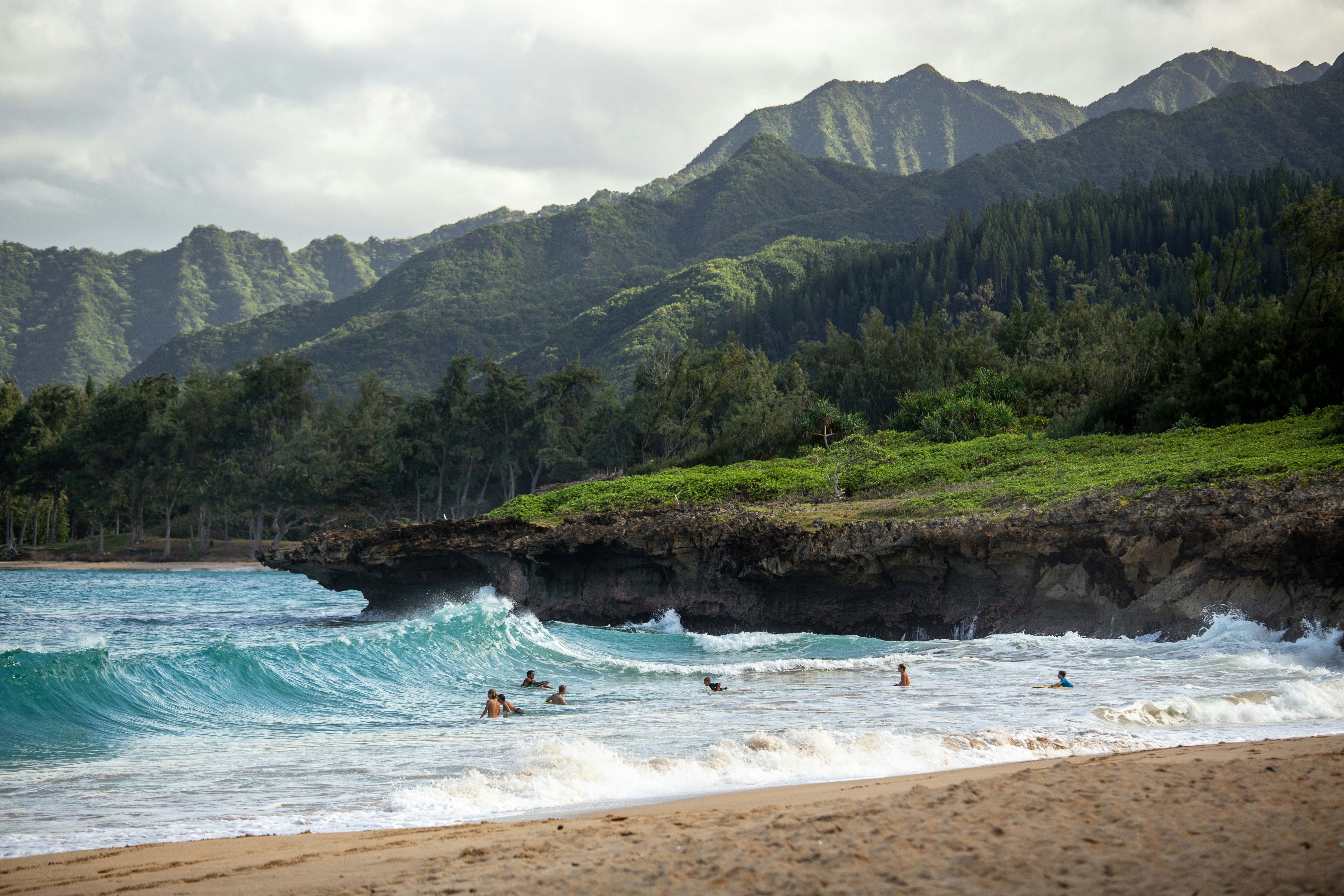 Hawaii surfing