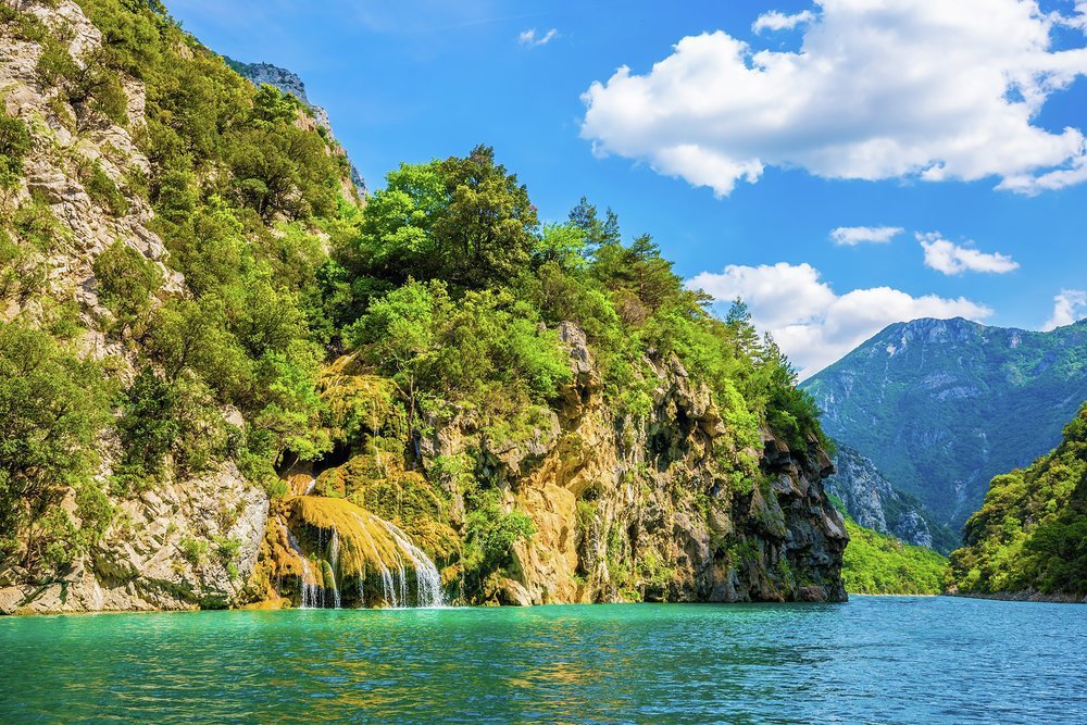 Spectacular scenery in the Verdon Gorge in the Alpes-de-Haute-Provence