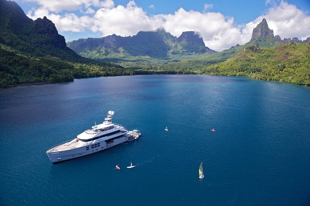 45m (147.6ft), 10 guests in 5 cabins, rates from USD 245,000