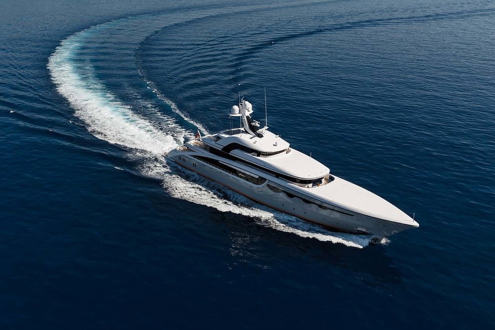 SOARING 68.2m (223.7ft) 12 guests in 6 cabins, rates from EUR 700,000 per week 