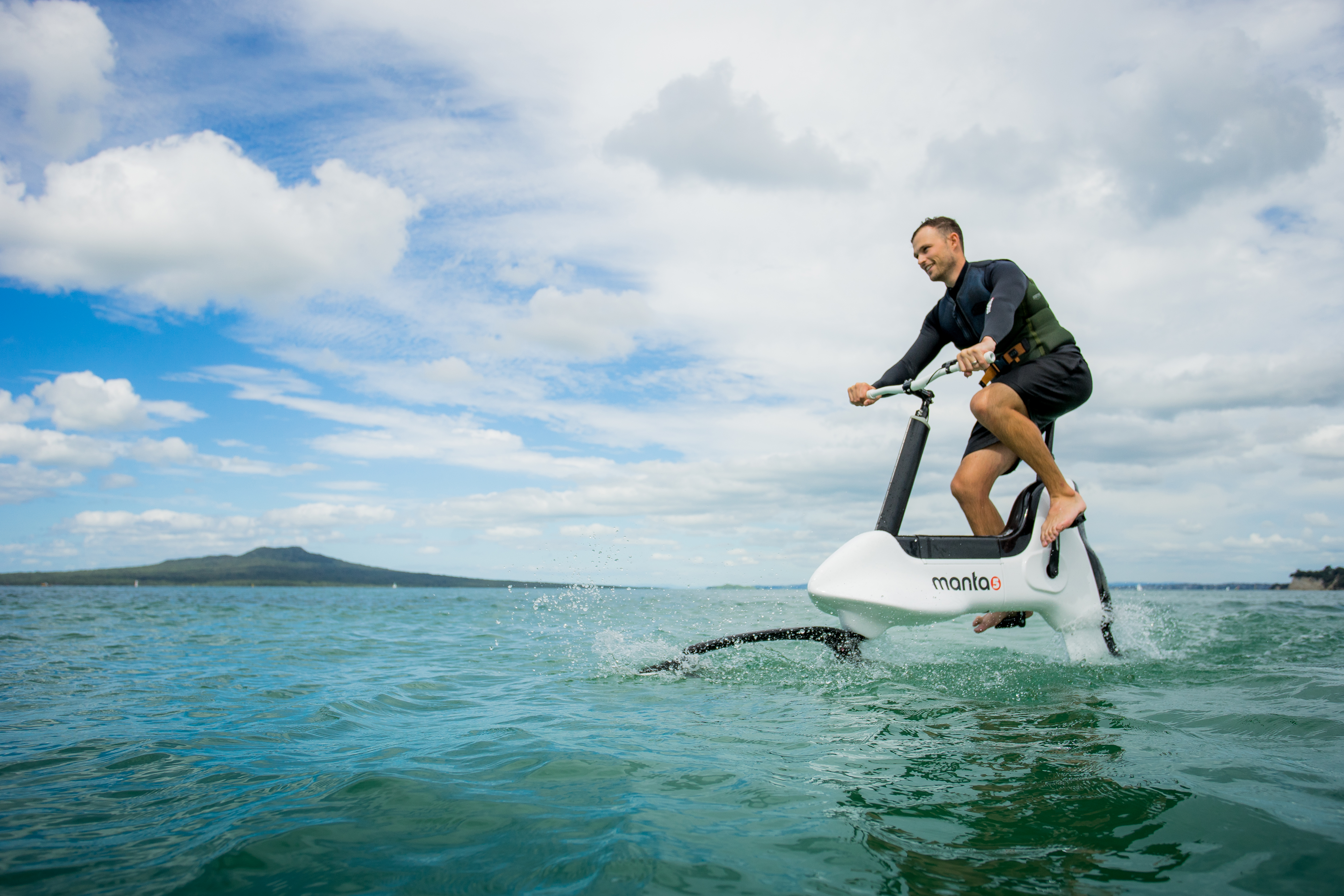 manta hydrofoil bike