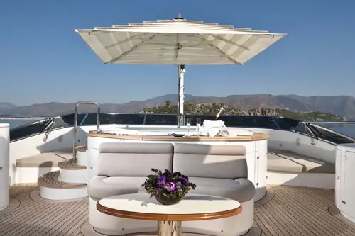 Sun deck jacuzzi