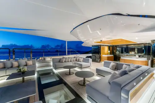 Main deck aft