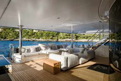 Main deck aft exterior lounge