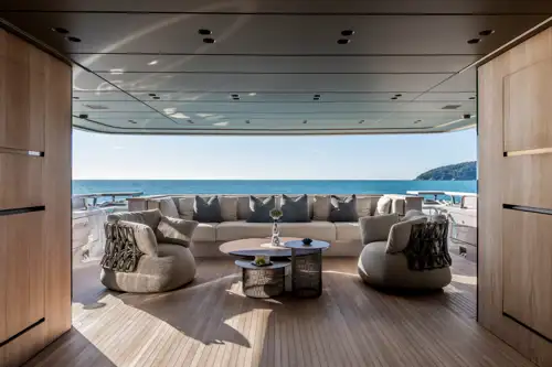 Main deck aft seating area